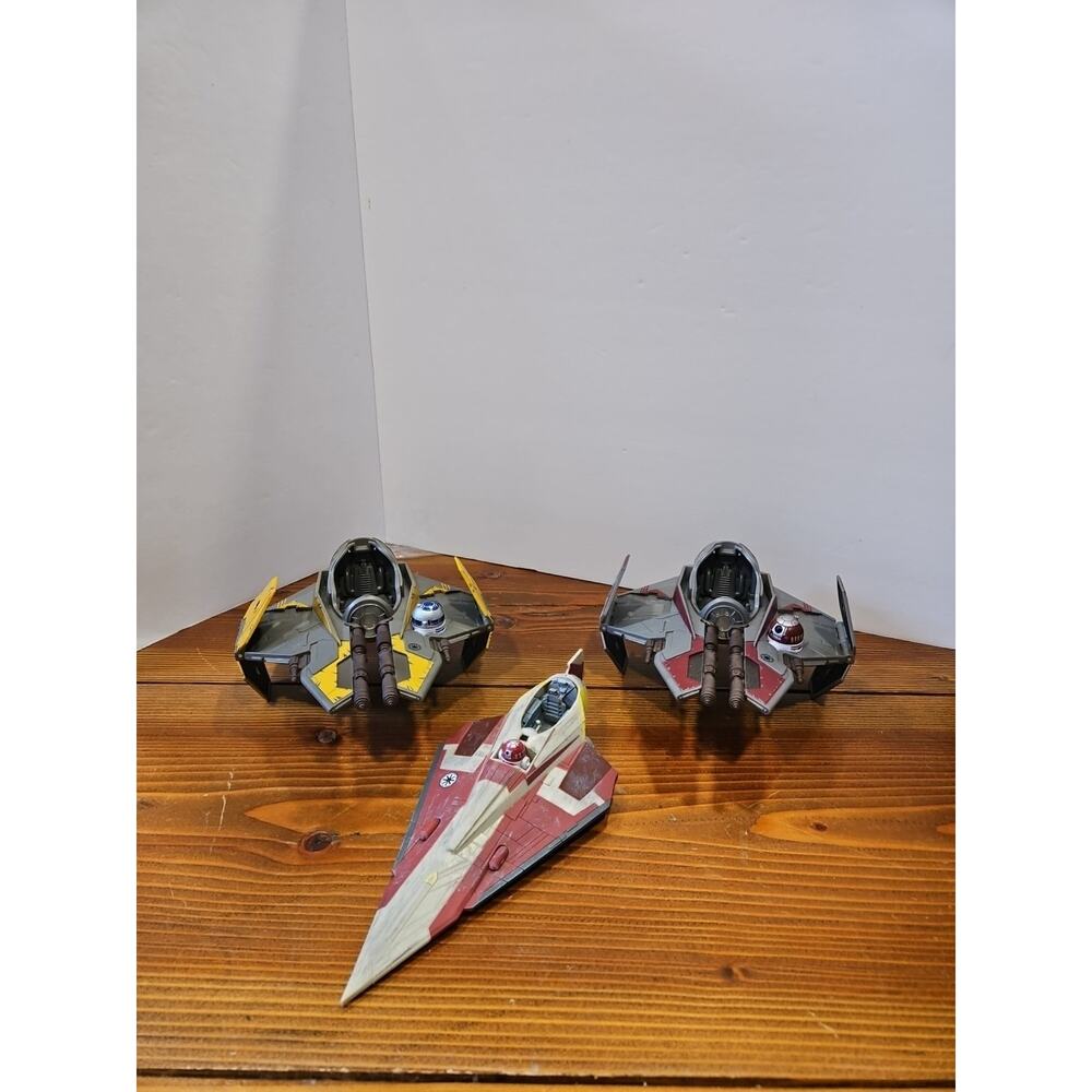 Lot Of 3 Disney Star Wars Star Fighter Toy Jets - 2 Hasbro 2020‎ & 2001 Hasbro